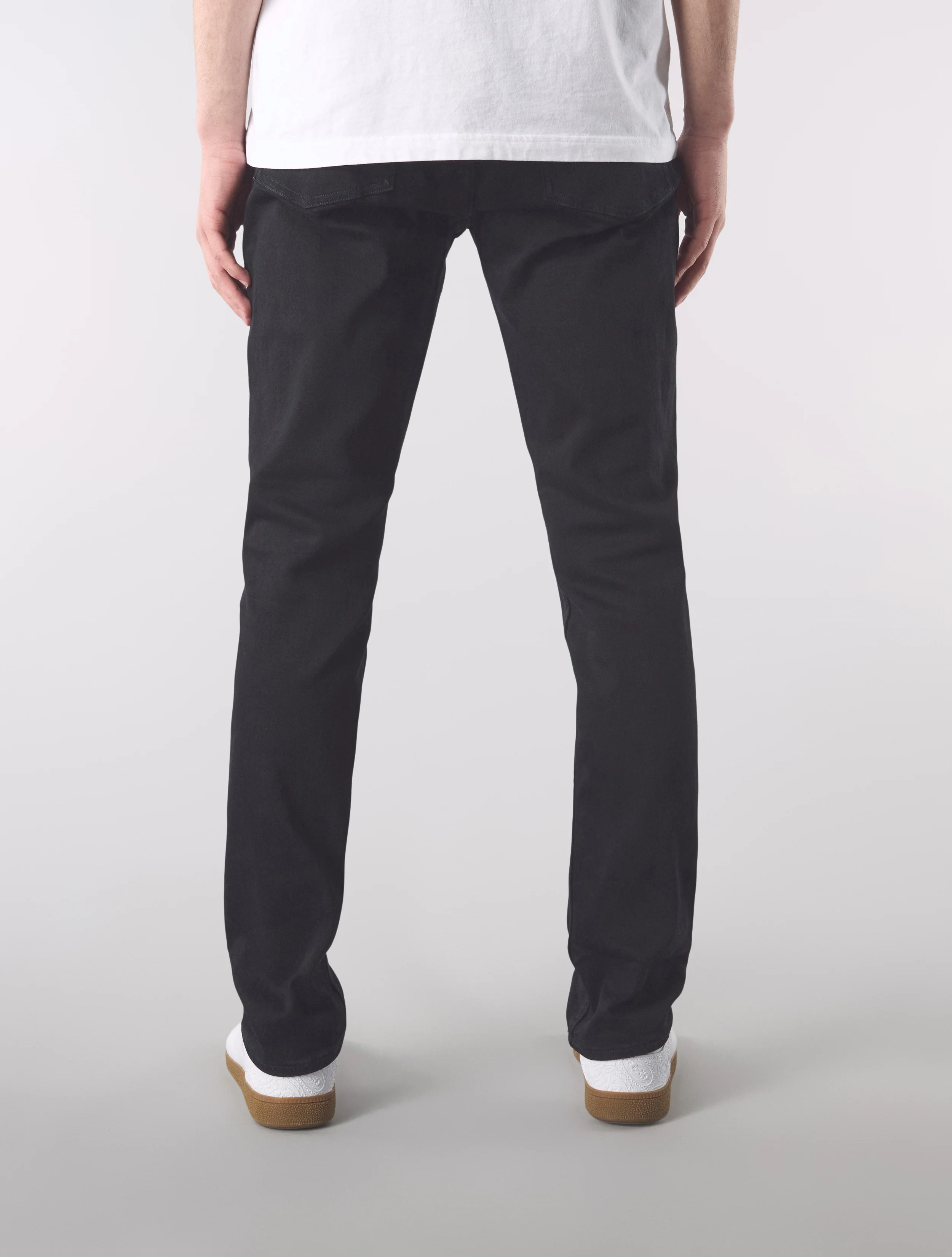 Black Rinse Erwood Slim Fit Jeans - Image 4